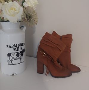 Guess heeled boots